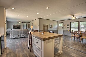 Family-friendly Madill Home: Peaceful Setting