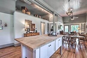 'the Ruebling House': Bright, Modern, & Renovated!