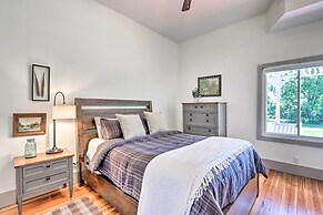 'the Ruebling House': Bright, Modern, & Renovated!