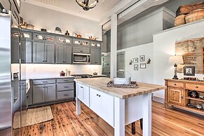 'the Ruebling House': Bright, Modern, & Renovated!