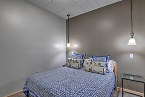 Modern Downtown Apt - Walk to Parks + Cafes!