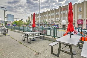 Modern Downtown Apt - Walk to Parks + Cafes!