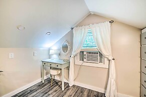 Historic Branson Cottage: 7 Mi to Table Rock Lake!