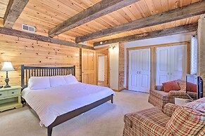 Lakefront 'manitou Cottage' < 1 Mi to Downtown!