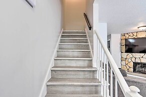 Bright Toledo Duplex, Close to Parks & Trails