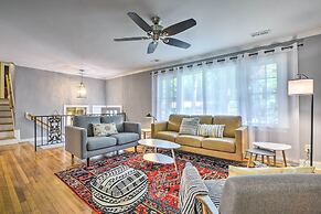 Bright Cary Home With Deck < 15 Mi to Raleigh!