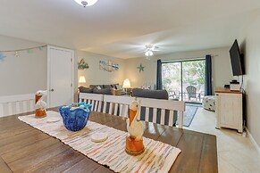 1/4 Mi to Ocean: Beach Pebble Townhome w/ Patio
