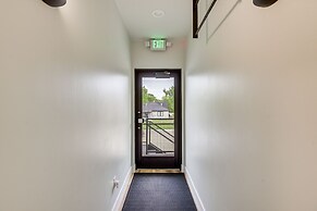 Steps to TCU Campus: Modern Fort Worth Apt