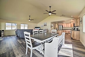 Hale/long Lake Retreat w/ Kayaks & Boat Dock
