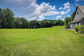 Putt-putt, Pickleball + Trails: Glenville Getaway