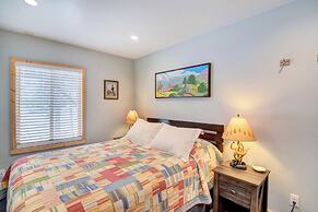 Hot Tub & Mtn Views: Waterfront Grand Lake Cabin!