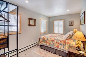 Hot Tub & Mtn Views: Waterfront Grand Lake Cabin!