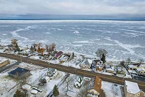 Historic Houghton Lake Getaway Near Shoreline