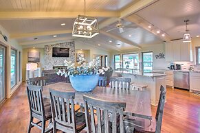 Lake View Tangled at Texoma Home w/ Hot Tub!