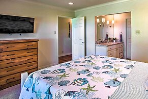 Lake View Tangled at Texoma Home w/ Hot Tub!