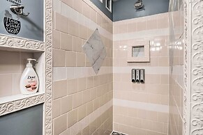 Home w/ Fire Pit - 8 Mi to Dtwn Mile Square!