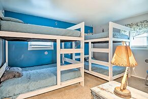 Home w/ Fire Pit - 8 Mi to Dtwn Mile Square!