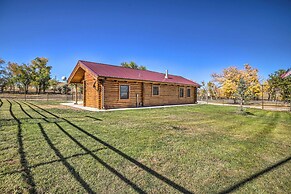 Remote Cabin w/ Gas Stove < 7 Mi to Town!
