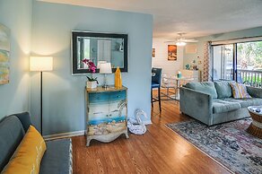 < 1 Mi to Beach: Condo w/ Community Perks in Hhi!