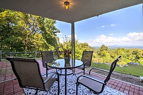 Hendersonville Home w/ Views - 3 Mi to Downtown!