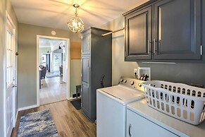 Hendersonville Home w/ Views - 3 Mi to Downtown!