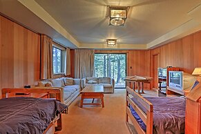 Family-friendly Truckee Cabin Near Ski Shuttle!