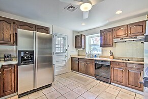 20 Mi to Philly: Inviting Home w/ Yard in Wayne!