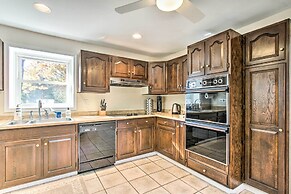 20 Mi to Philly: Inviting Home w/ Yard in Wayne!