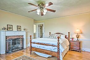 Hot Tub & Mtn Views: Expansive Hazleton Retreat