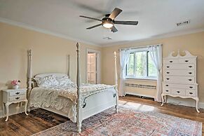 Hot Tub & Mtn Views: Expansive Hazleton Retreat