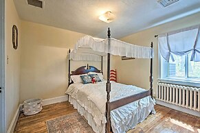 Hot Tub & Mtn Views: Expansive Hazleton Retreat