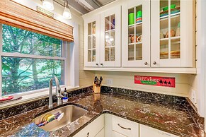 Riverfront Home w/ Fire Pit + Deck in Lansing