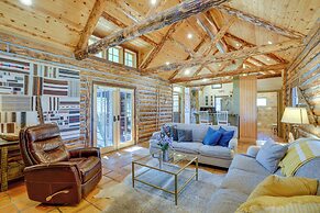 Luxe Log Cabin ~ 15 Mi to Downtown Moab!