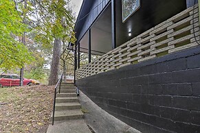 Renovated Eureka Springs Home - 1 Mi to Downtown!