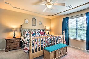 Deck & Lake Access: Cozy Townhome in Eucha