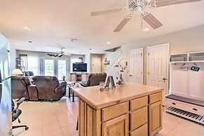 Deck & Lake Access: Cozy Townhome in Eucha