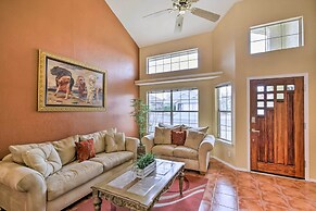 El Paso Retreat w/ Pool: 11 Mi to Downtown!