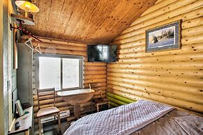 Quiet Couple's Retreat: Studio by Winchester Lake!