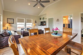 Port Bolivar Getaway w/ Ocean View: Walk to Beach!