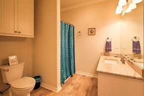 Port Bolivar Getaway w/ Ocean View: Walk to Beach!