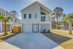 Carolina Beach Vacation Home Near Boardwalk
