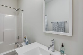 Carolina Beach Vacation Home Near Boardwalk