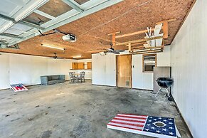 Near Ouachita River: Home w/ Deck in Hot Springs