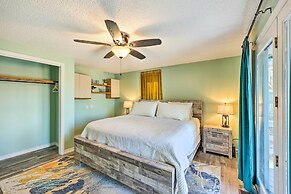 Near Ouachita River: Home w/ Deck in Hot Springs