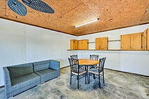 Near Ouachita River: Home w/ Deck in Hot Springs