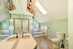 Near Ouachita River: Home w/ Deck in Hot Springs