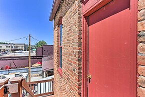 Modern Custer Apt - Walk to Shops & Dining!