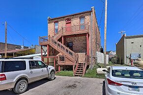 Modern Custer Apt - Walk to Shops & Dining!