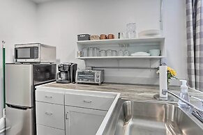 Modern Custer Apt - Walk to Shops & Dining!