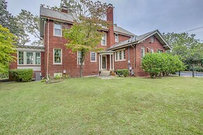 Family Laurinburg Home w/ Private Yard & BBQ